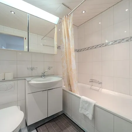 Апартаменти Viktoria A22 By Vacations, Familienwohnung Im Zentrum Mit Bergblick Ароза