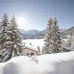 شقة Viktoria A22 By Vacations, Familienwohnung Im Zentrum Mit Bergblick